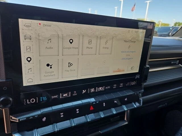 2024 GMC Hummer EV - Image 8 of 20