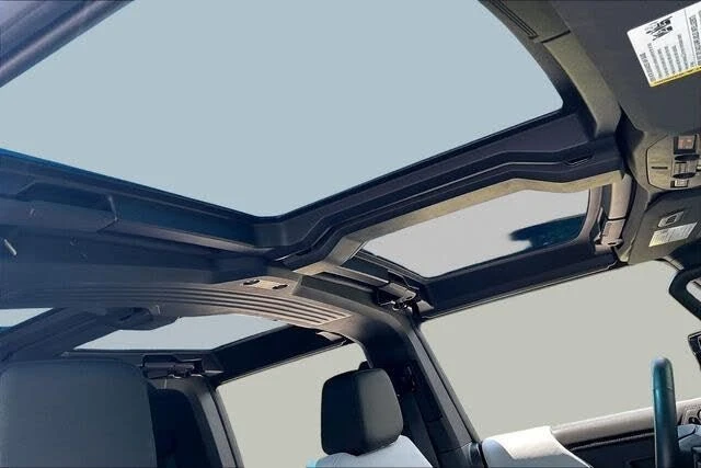 2024 GMC Hummer EV - Image 19 of 20