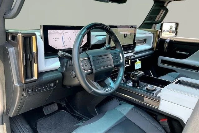 2024 GMC Hummer EV - Image 12 of 20