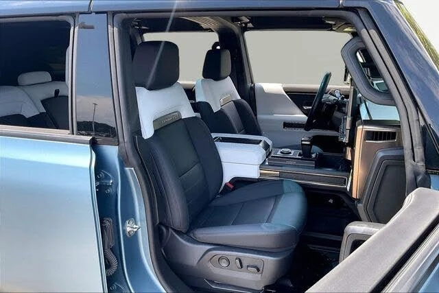 2024 GMC Hummer EV - Image 20 of 20