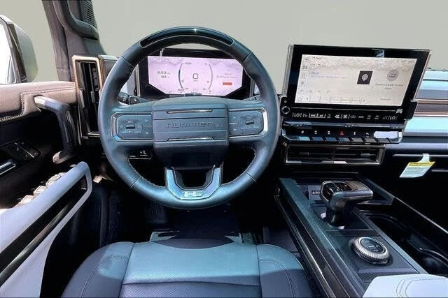 2024 GMC Hummer EV - Image 8 of 20