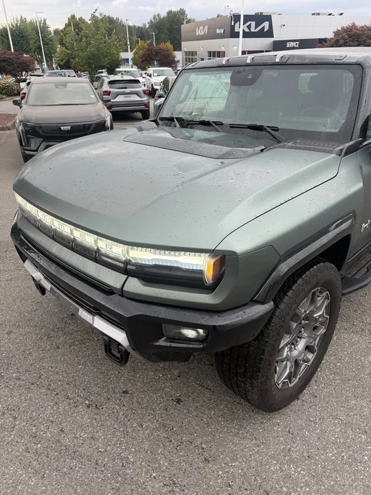2024 GMC Hummer EV - Image 2 of 13