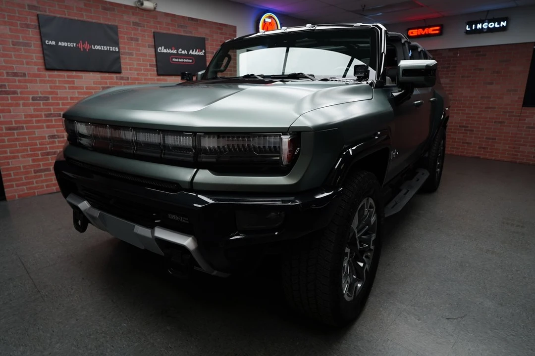 2024 GMC Hummer EV - Image 30 of 31
