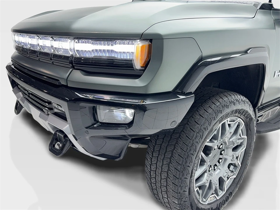 2024 GMC Hummer EV - Image 5 of 12