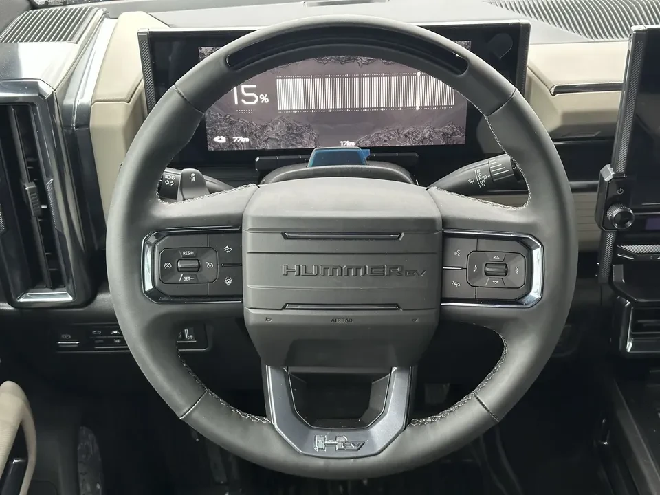 2024 GMC Hummer EV - Image 6 of 6