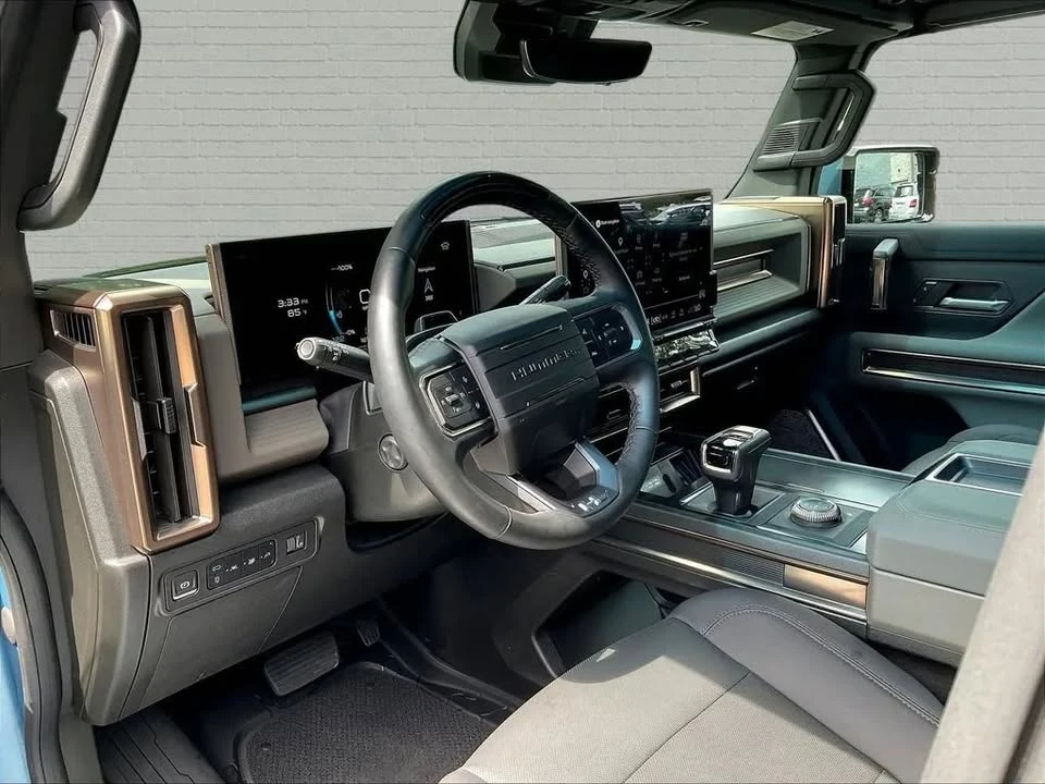 2024 GMC Hummer EV - Image 15 of 20