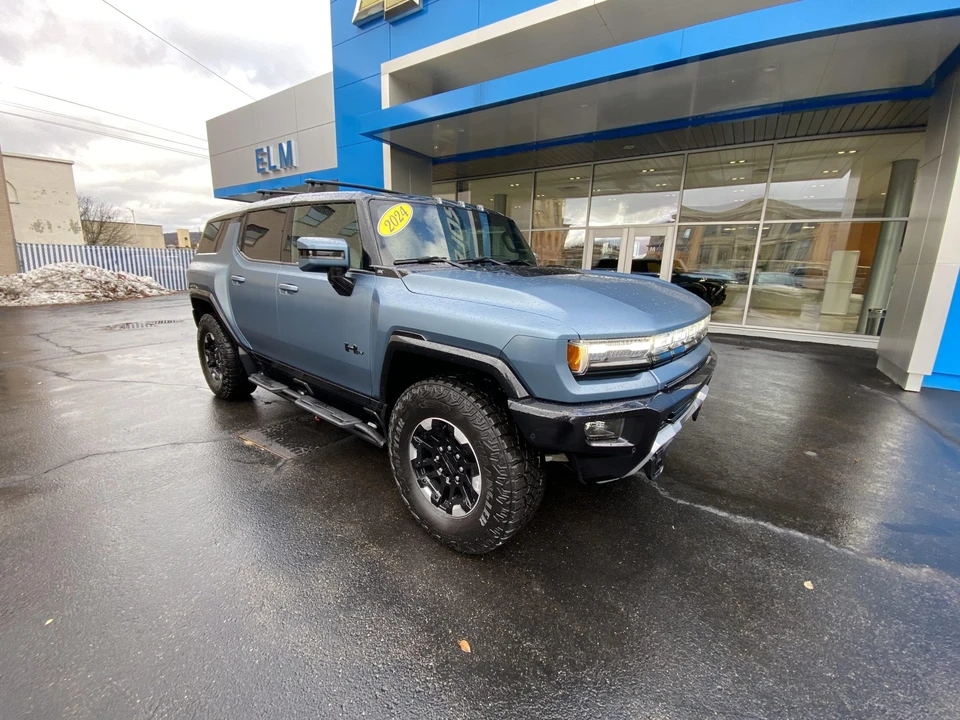 2024 GMC Hummer EV - Image 2 of 31