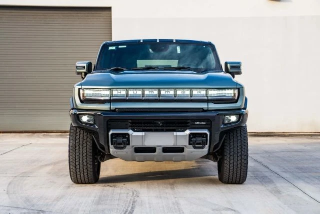2024 GMC Hummer EV - Image 2 of 21