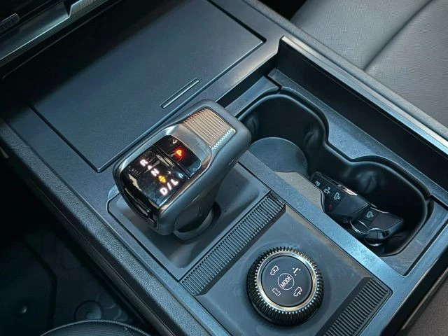 2024 GMC Hummer EV - Image 21 of 21