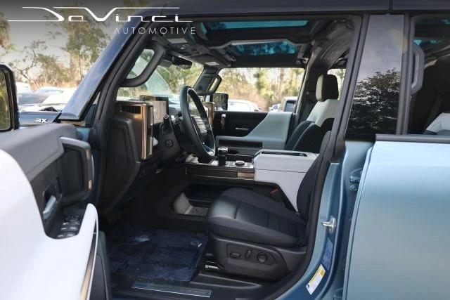 2024 GMC Hummer EV - Image 8 of 12