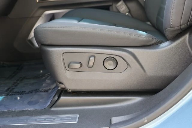 2024 GMC Hummer EV - Image 9 of 21