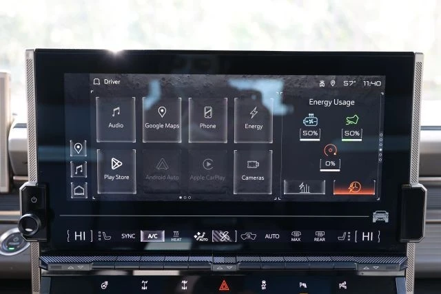 2024 GMC Hummer EV - Image 17 of 21