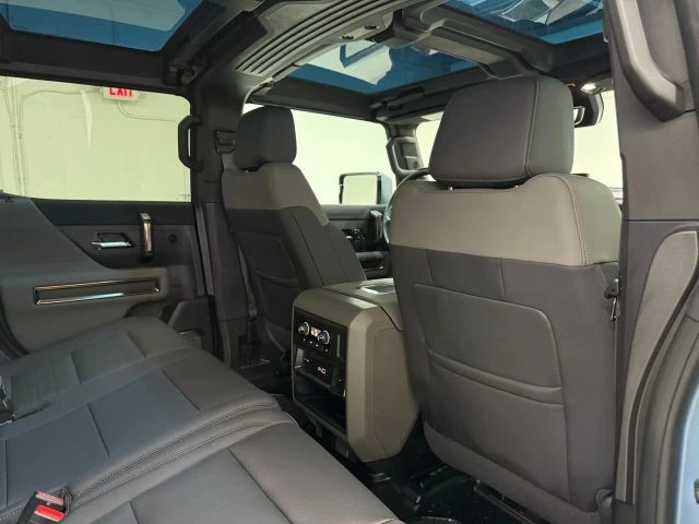 2024 GMC Hummer EV - Image 15 of 21