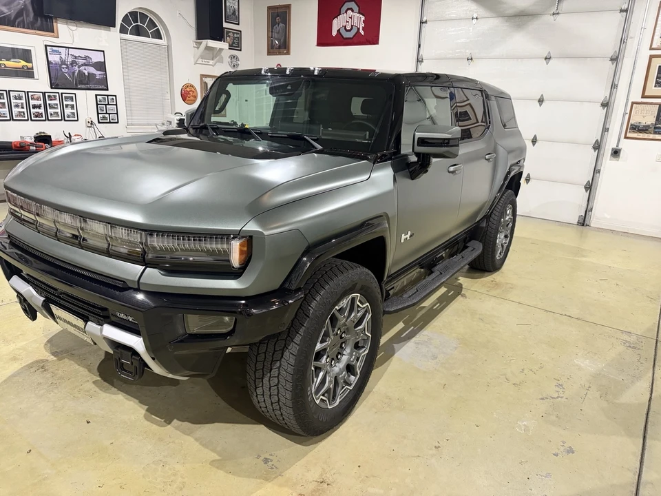 2024 GMC Hummer EV - Image 5 of 12