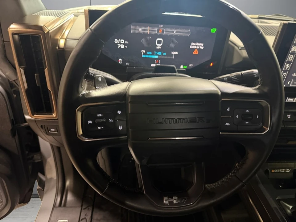 2024 GMC Hummer EV - Image 13 of 25