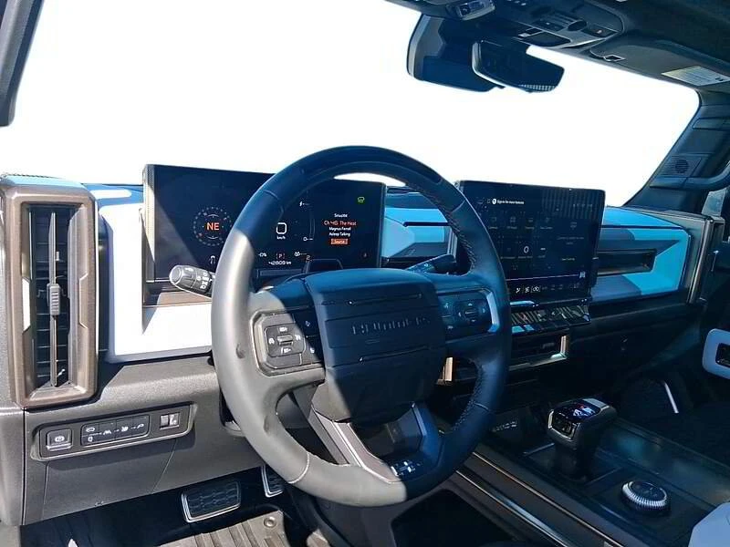 2024 GMC Hummer EV - Image 12 of 20
