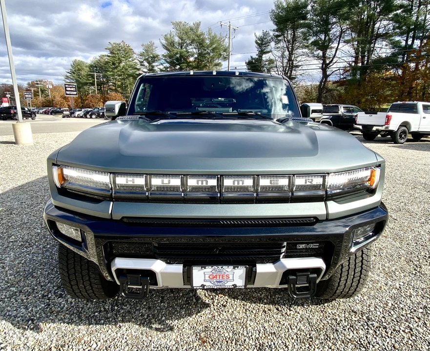 2024 GMC Hummer EV - Image 6 of 31
