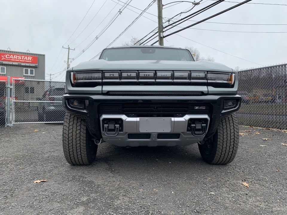 2024 GMC Hummer EV - Image 3 of 31