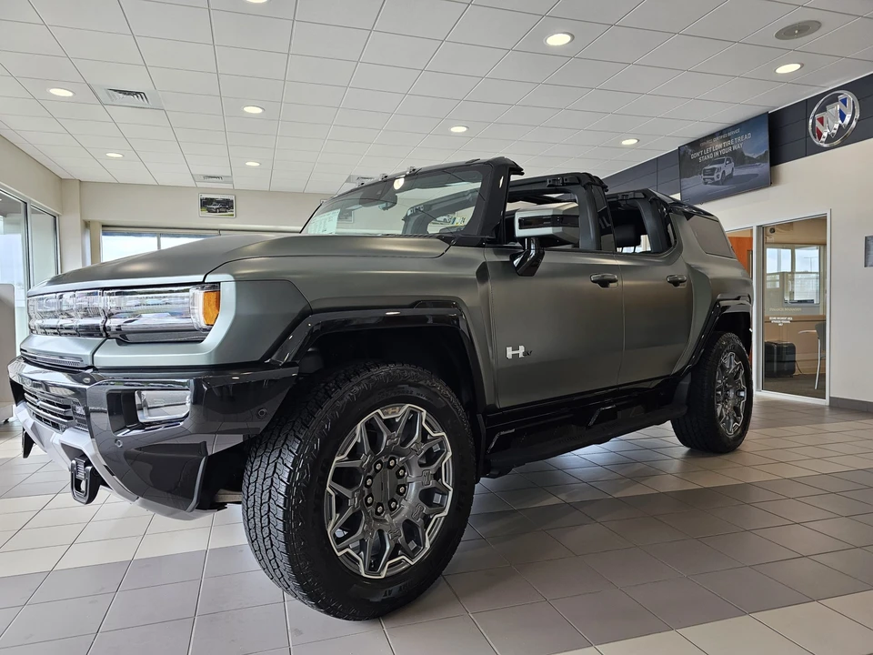 2024 GMC Hummer EV - Image 2 of 31