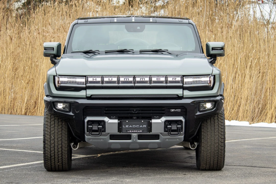 2024 GMC Hummer EV - Image 3 of 31