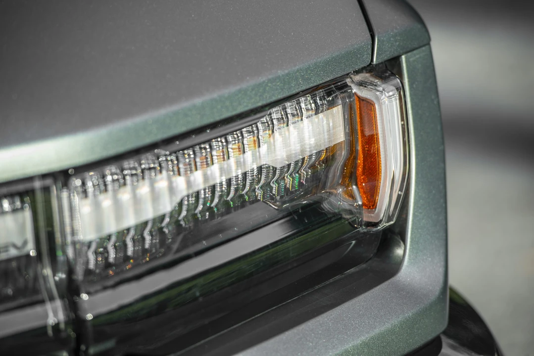 2024 GMC Hummer EV - Image 27 of 31