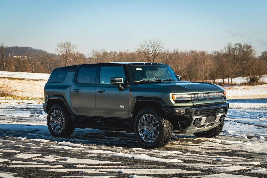 2024 GMC Hummer EV - Image 26 of 31