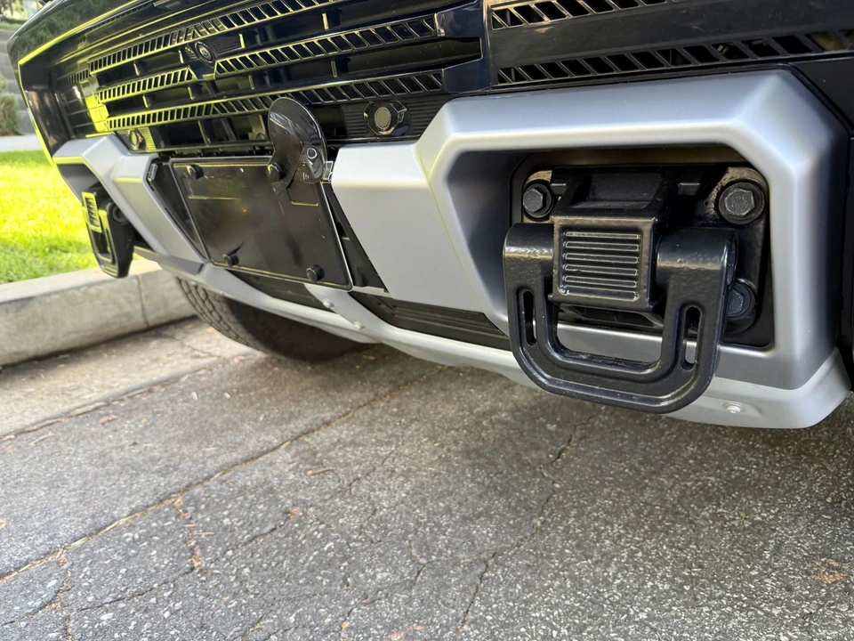 2024 GMC Hummer EV - Image 29 of 31