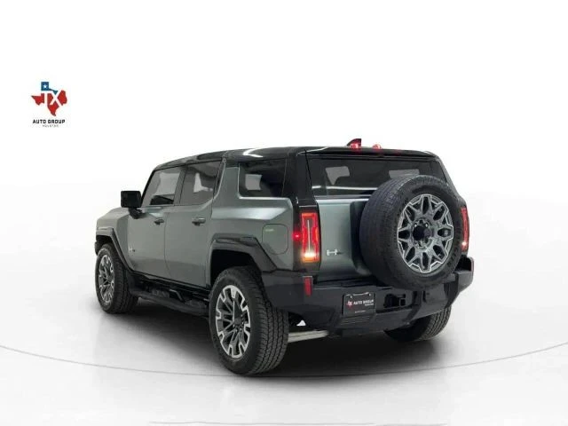 2024 GMC Hummer EV - Image 5 of 31