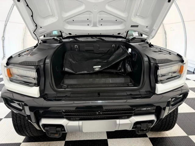 2024 GMC Hummer EV - Image 11 of 20