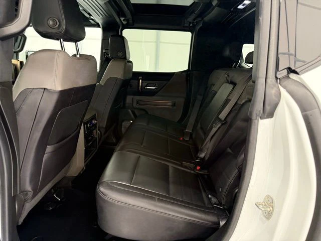 2024 GMC Hummer EV - Image 20 of 20