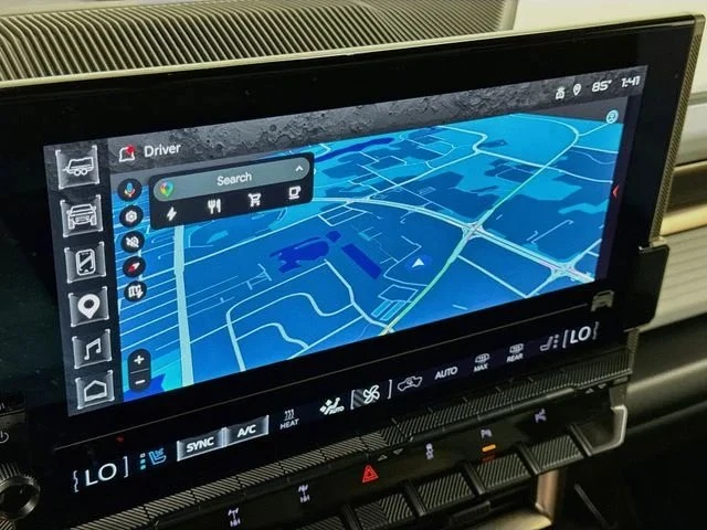 2024 GMC Hummer EV - Image 13 of 20