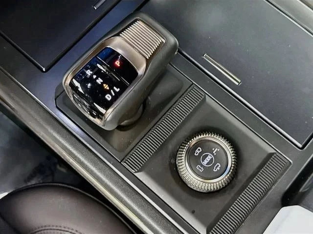 2024 GMC Hummer EV - Image 15 of 20