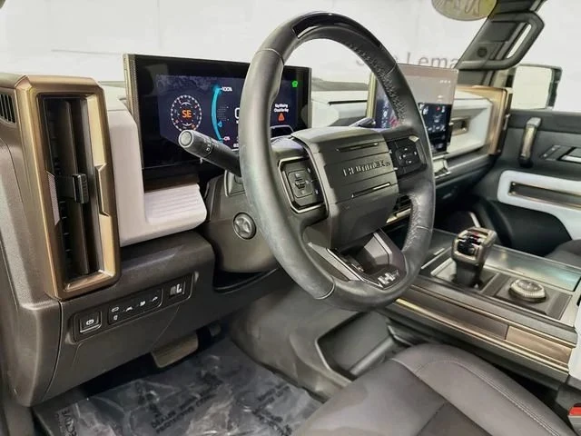 2024 GMC Hummer EV - Image 9 of 20