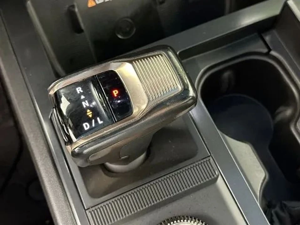 2024 GMC Hummer EV - Image 15 of 20