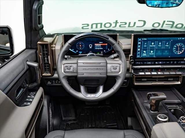 2024 GMC Hummer EV - Image 27 of 31