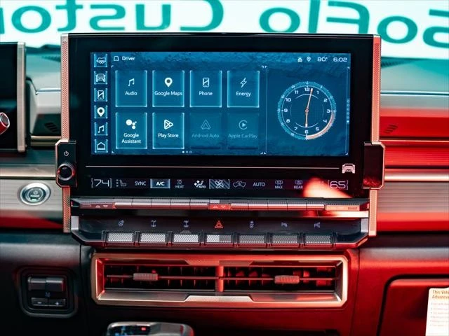 2024 GMC Hummer EV - Image 15 of 31