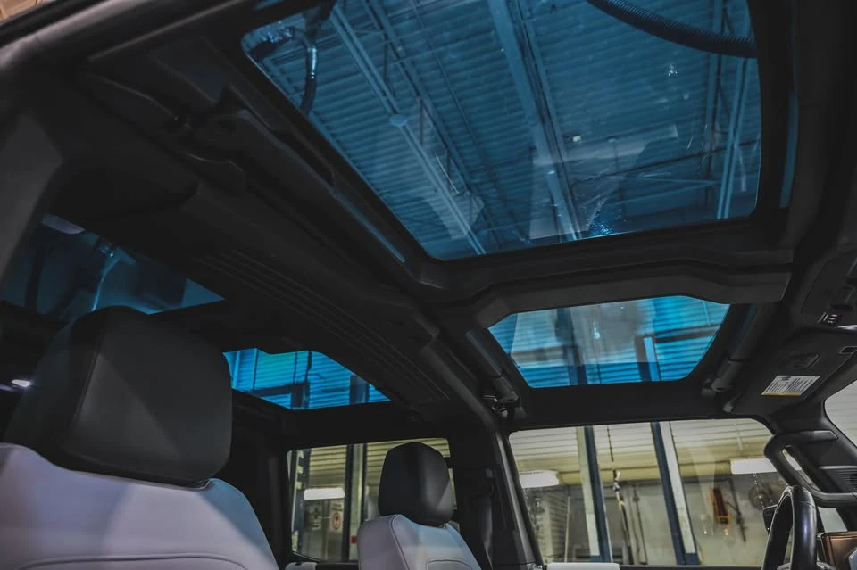 2024 GMC Hummer EV - Image 11 of 20