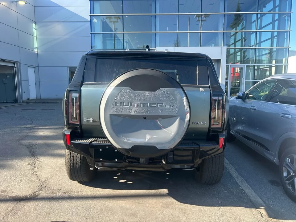 2024 GMC Hummer EV - Image 4 of 10