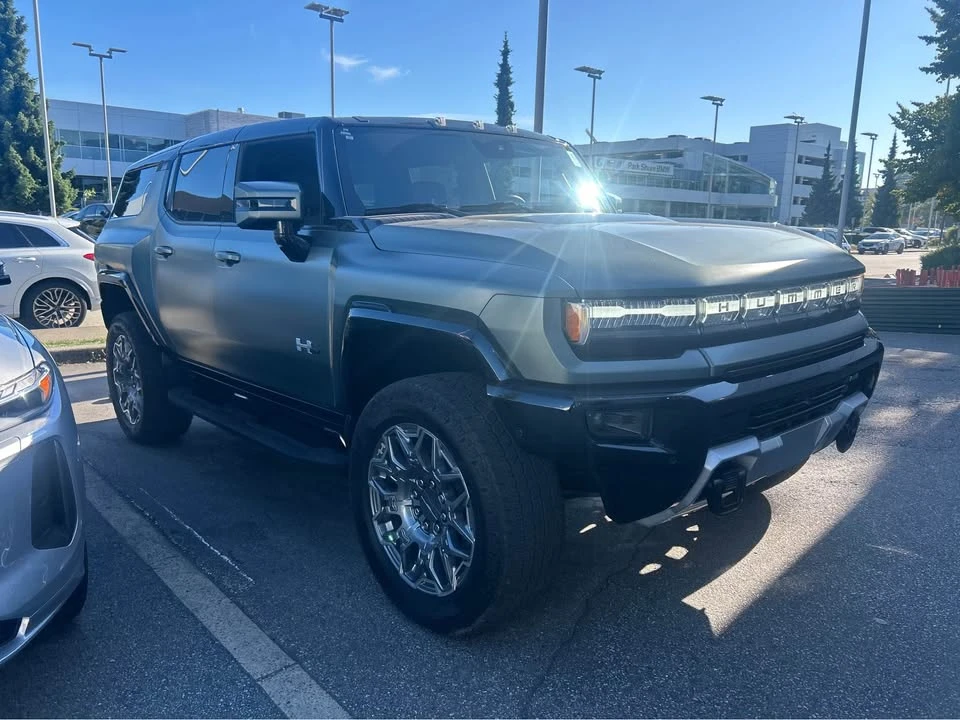 2024 GMC Hummer EV - Image 6 of 10