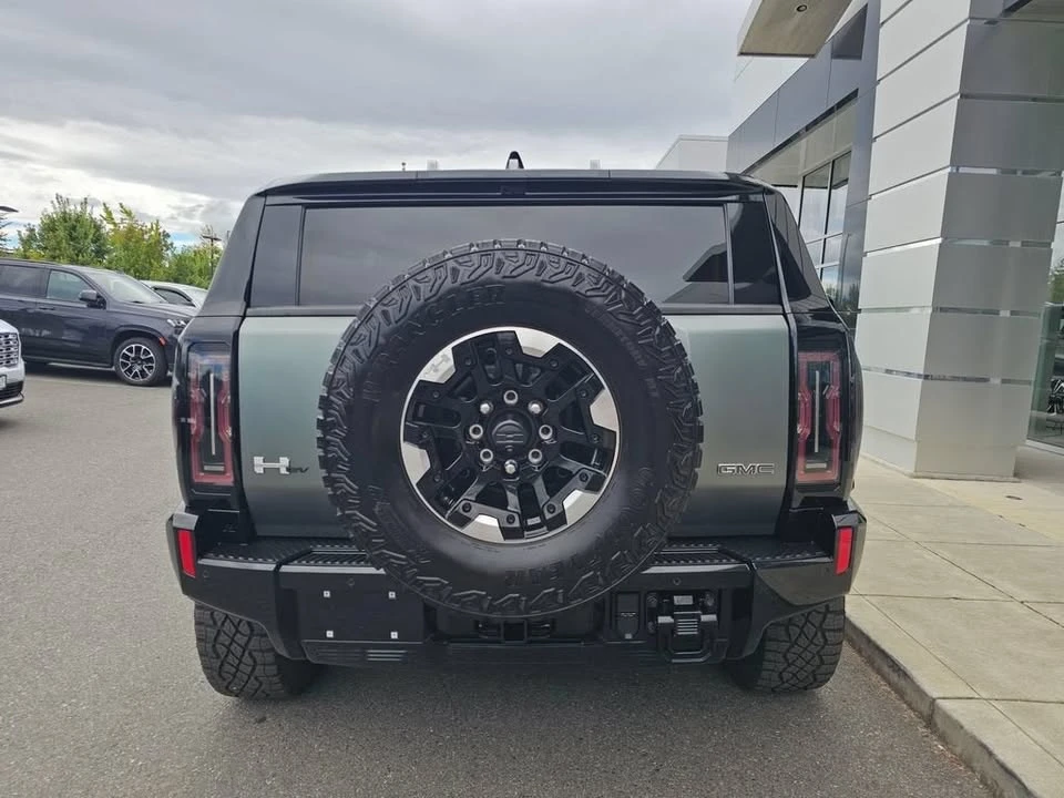 2024 GMC Hummer EV - Image 6 of 11