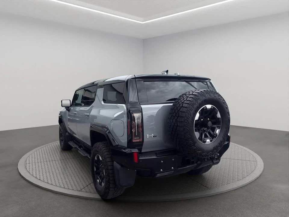 2024 GMC Hummer EV - Image 4 of 18
