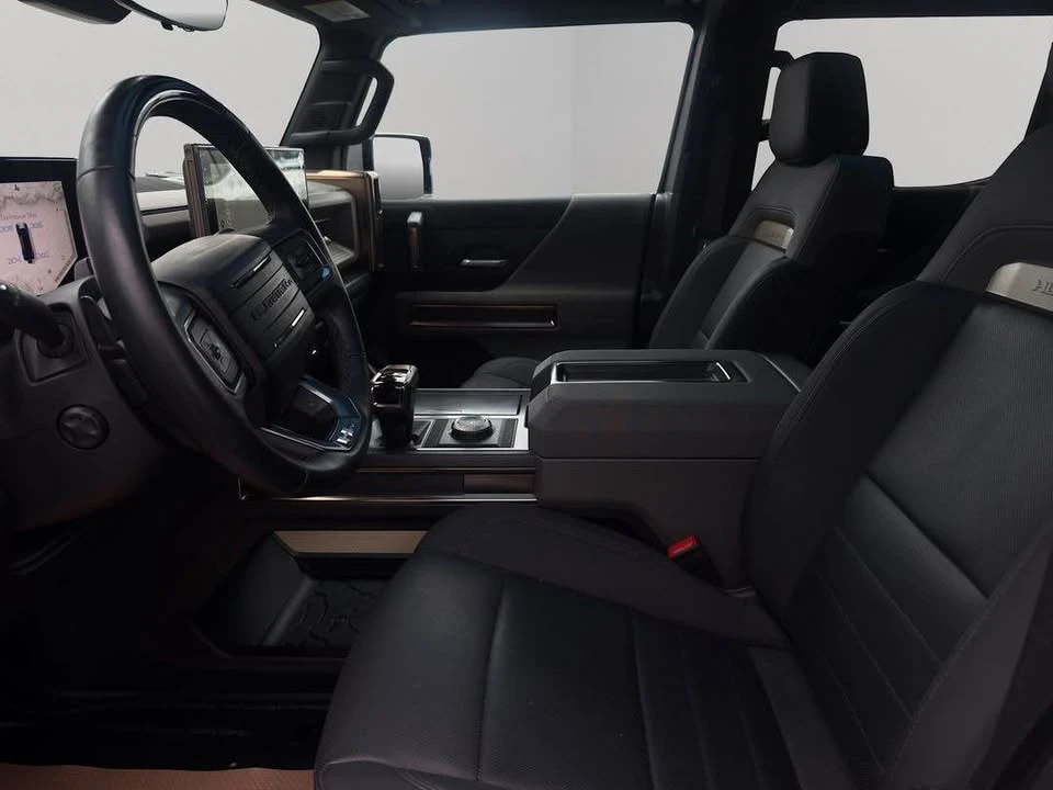 2024 GMC Hummer EV - Image 8 of 18