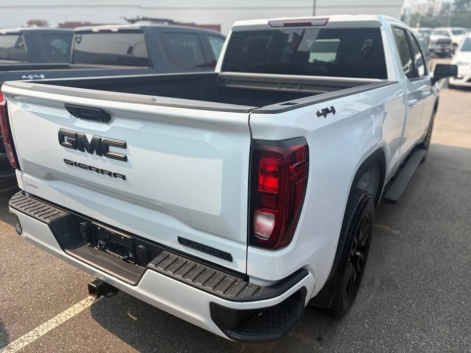 2024 GMC Sierra 5th Gen - Image 7 of 12