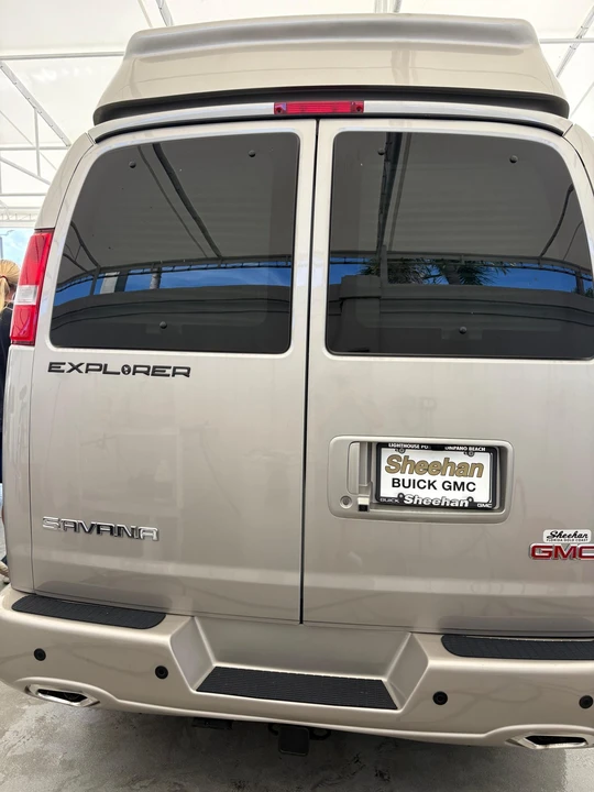 2024 GMC Savana - Image 26 of 31