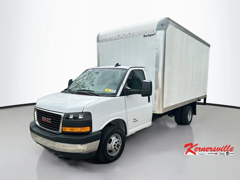 2024 GMC Savana - Image 3 of 21