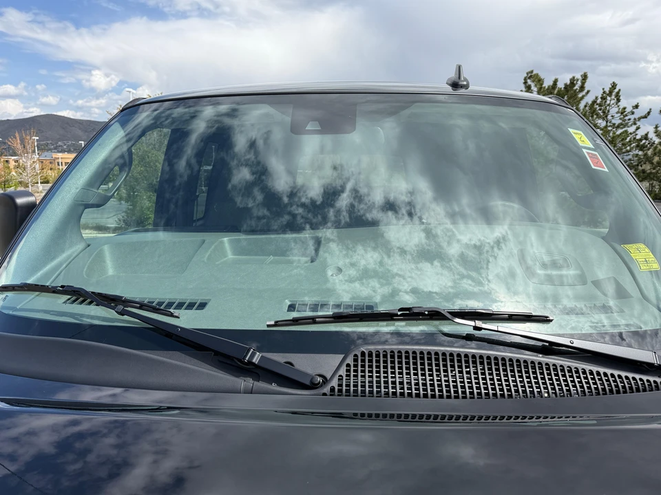 2024 GMC Savana - Image 23 of 31