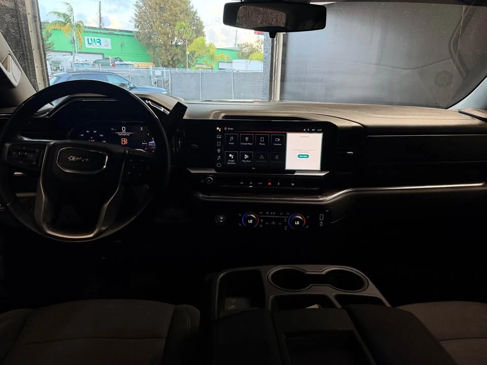 2024 GMC Sierra 5th Gen - Image 13 of 17