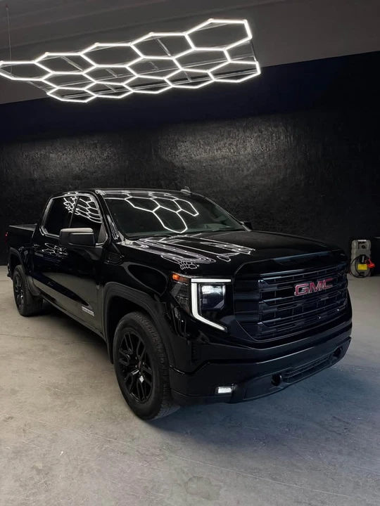 2024 GMC Sierra 5th Gen - Image 15 of 17