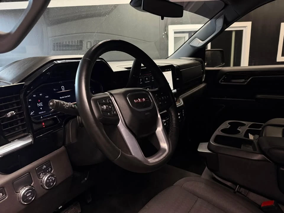 2024 GMC Sierra 5th Gen - Image 5 of 17