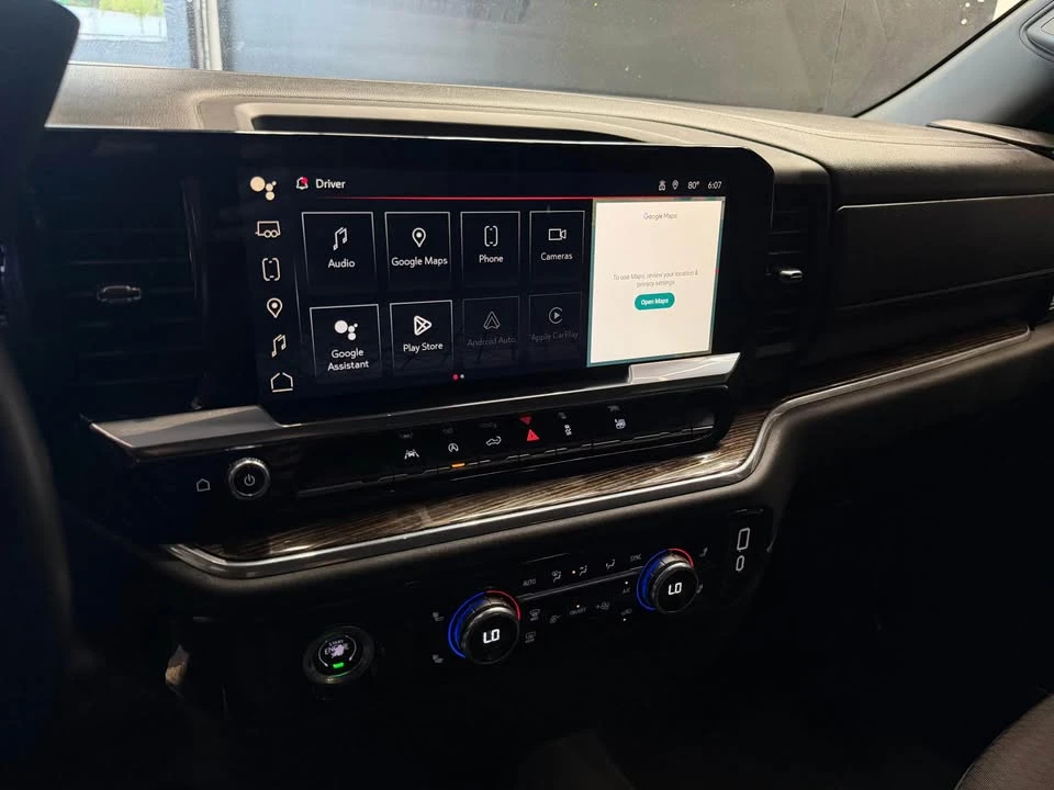 2024 GMC Sierra 5th Gen - Image 16 of 17